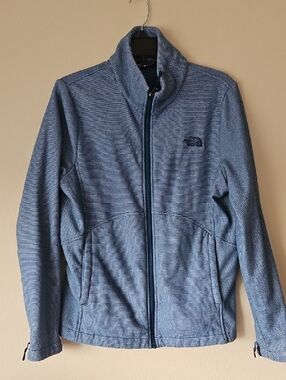 The North Face Women's Light Blue Striped Full-Zip Fleece Jacket Large
